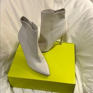 Jessica Simpson Cream Heeled Boots